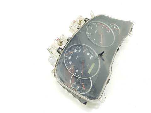 Foto 3ª: Cuadro de Instrumentos Toyota Land Cruiser 3.0 D4-D VX (2004)