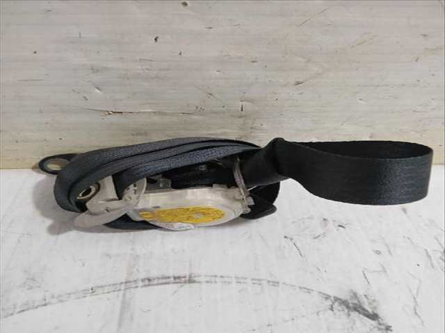 Foto 3ª: Cinturón Delantero Derecho Toyota Corolla 2.2 D-4D AUR10_) 177CV [2AD-FHV] (2004)