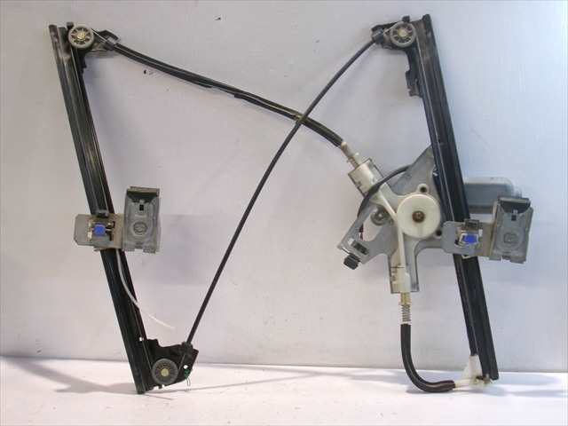 Foto 3ª: Elevalunas Eléctrico Delantero Derecho Seat Cordoba 1.4 G 1999-2002 [AUD] (2002)