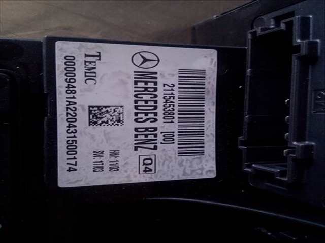 Foto 3ª: Caja Reles Fusibles Mercedes Clase E 180 E 320 4-MATIC 211.082) BERLINA 224CV 165KW [M112954] (2004)