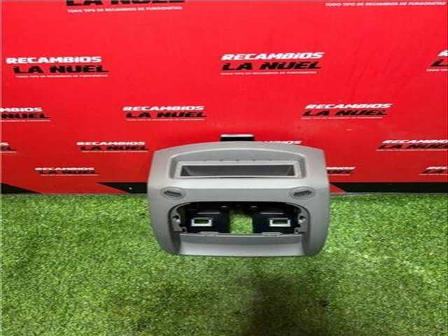 Foto 2ª: Luz Interior Renault Master L2H2 HKA 3 5TDCI DIESEL CAT 150CV 110KW FURGON [M9T 716] (2021)