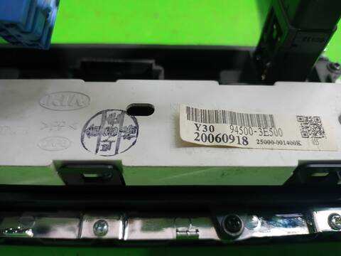 Foto 2ª: Pantalla Multifuncion Kia Sorento 2.5 CRDI 170CV 125KW [D4CB] (2007)