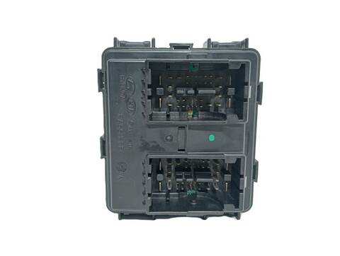 Foto 2ª: Caja Reles Fusibles Hyundai Tucson 1.6 TGDI CAT 177CV [G4FJ] (2014)