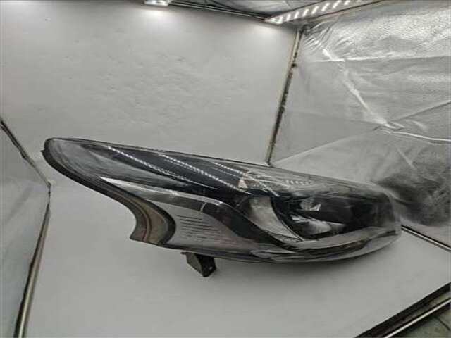 Foto 2ª: Faro Derecho Fiat Talento 1.6 L1H1 1.0T SX (N1) [1.6 LTR. - 70 KW TURBODIESEL ECOJET]