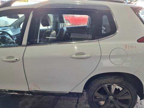 Puerta Trasera Izquierda Peugeot 2008 ALLURE 114CV 84KW