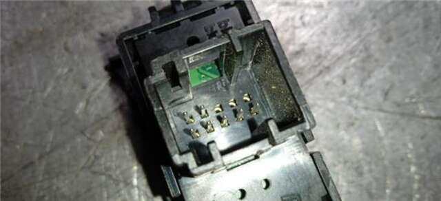 Foto 3ª: Mando Multifuncion Bmw Serie 3 315 316 D [N47D20C]