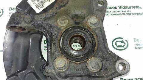 Foto 3ª: Mangueta Delantera Izquierda Volvo XC 90 D5 KINETIC 136KW) 7 ASIENTOS) 185CV [D5244T4] (2007)