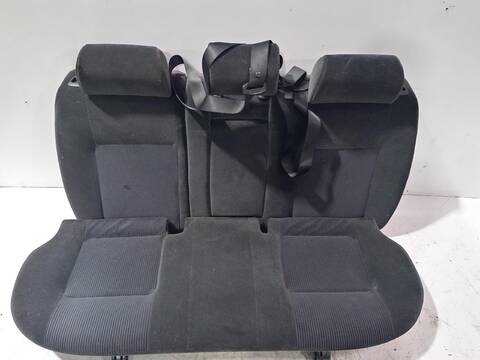 Foto 2ª: Asientos Traseros Ford Mondeo GHIA 06.2003 ) D) 131CV [FMBA - N7BA] (2000)