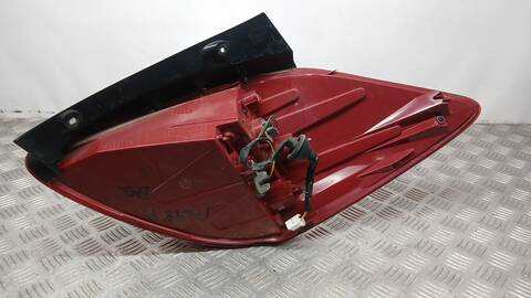 Foto 2ª: Piloto Trasero Izquierdo Kia Ceed 1.6 CRDI 110 110CV 81KW JD) [D4FB] (2013)