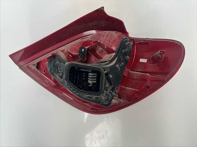 Foto 2ª: Piloto Trasero Izquierdo Peugeot 207 1.4 GASOLINA [G-8FP] (2012)