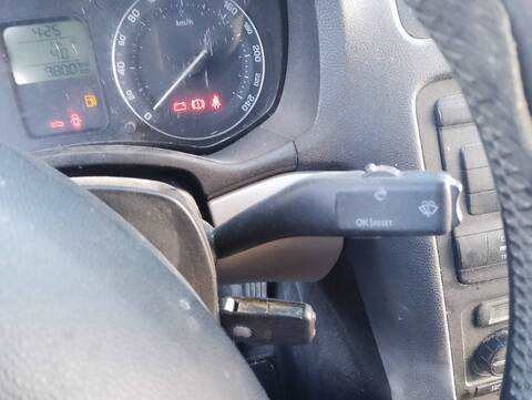 Foto 2ª: Mando Multifuncion Skoda Octavia ACTIVE BERLINA 105CV 77KW [BXE] (2008)