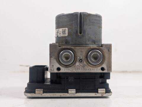 Foto 3ª: Abs Volkswagen Golf APF BERLINA (1997)