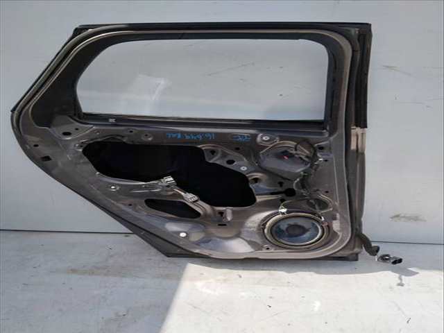 Foto 3ª: Puerta Trasera Izquierda Ford Focus EDITION 125CV 92KW [M1DA] (2014)