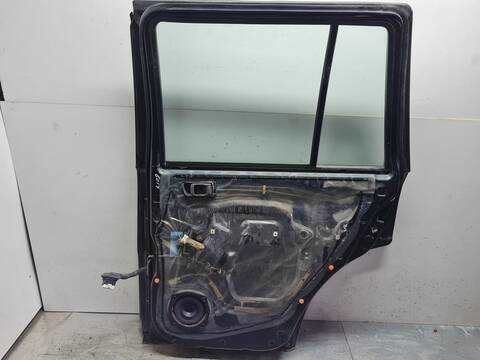 Foto 4ª: Puerta Trasera Derecha Nissan Patrol GR S 129CV 95KW [RD28] (1998)