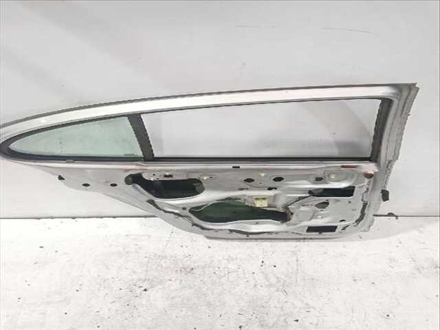 Foto 3ª: Puerta Trasera Izquierda Renault Megane 1.6 16V LA00 LA04 LA0B LA11 LA16 LA19 LA1J LA1K ... 107CV [K4M 700 K4M 701 K4M 706 K4M 708 K4M 709] (1996)