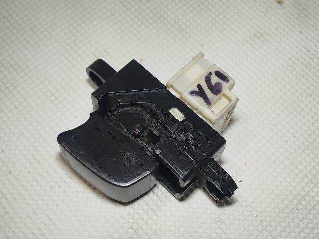 Foto 4ª: Botonera Elevalunas Nissan Patrol 2.8 TD Y61 TD6 [RD28ETI] (1999)