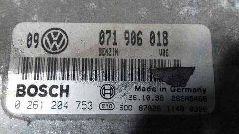 Foto 3ª: Centralita Motor ECU Seat Toledo 2.3 VR5 CAT AGZ) 150CV 110KW (1999)