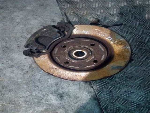 Mangueta Delantera Izquierda Opel Astra GL BERLINA 82CV 60KW