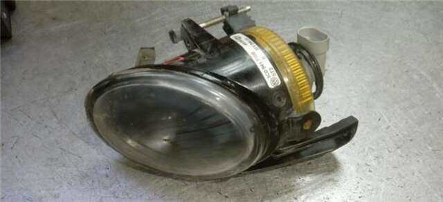 Foto 2ª: Faro Antiniebla Delantero Derecho Volkswagen Passat 2.0 TDI (140CV) [CBA]