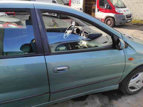 Puerta Delantera Derecha Nissan Almera YD22DDTI