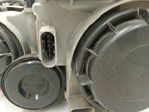 Foto 3ª: Faro Derecho Mercedes Clase C 160 C 270 CDI 203.016) 163CV 120KW