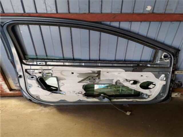 Puerta Delantera Izquierda Renault Clio 1.5 PACK DYNAMIQUE [1.5 LTR. - 63 KW DCI DIESEL CAT]