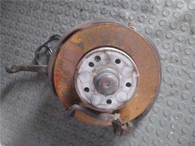 Foto 2ª: Mangueta Delantera Izquierda Mercedes Clase C 160 2.2 220 DIESEL (202.121) [2.2 LTR. - 70 KW DIESEL CAT] [OM 604.910]