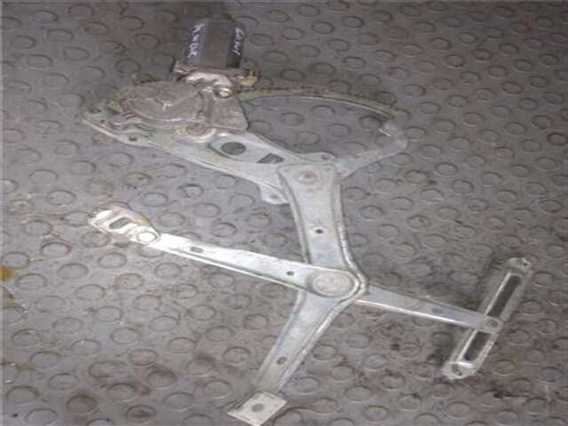 Foto 3ª: Elevalunas Eléctrico Delantero Derecho Mercedes Clase C 160 2.2 220 DIESEL (202.121) [2.2 LTR. - 70 KW DIESEL CAT] [OM 604.910]