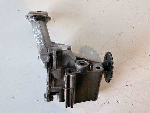 Foto 3ª: Bomba de Aceite Renault Kangoo K9K636 (2015)