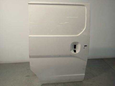 Puerta Lateral Corredera Derecha Nissan NV200 1.5 DCI CAT