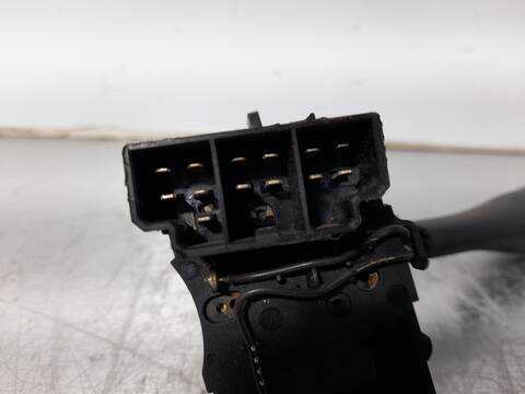 Foto 4ª: Mando Multifuncion Nissan Primera 1.6 16V CAT BERLINA 99CV 73KW [GA16] (1998)