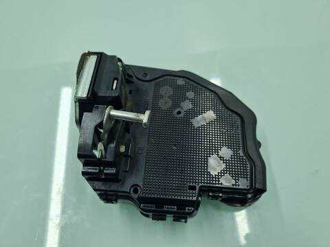 Foto 4ª: Cerradura Puerta Trasera Derecha Toyota Land Cruiser LIFE 173CV 127KW [1KDFTV] (2010)