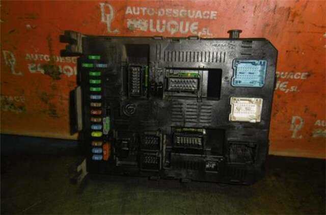 Foto 2ª: Caja Reles Fusibles Peugeot 307 2.0 16V [RFK (EW10J4S)]