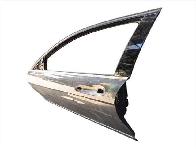 Foto 2ª: Puerta Delantera Izquierda Mercedes Clase C 160 C 220 CDI 204.002) (2007)