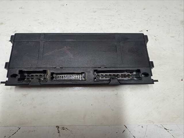 Foto 3ª: Centralita Cierre Centralizado Nissan Terrano VERSION INDEFINIDA