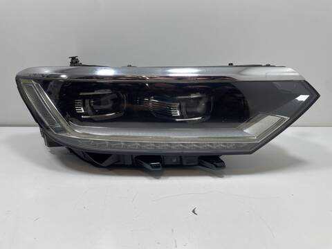 Faro Derecho Volkswagen Passat CRL
