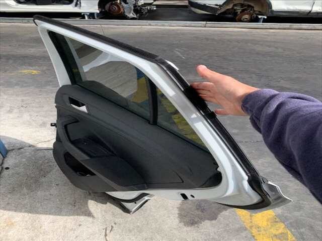 Foto 2ª: Puerta Trasera Derecha Volkswagen T-Roc 1.5 TSI150CV [DAD] (2019)