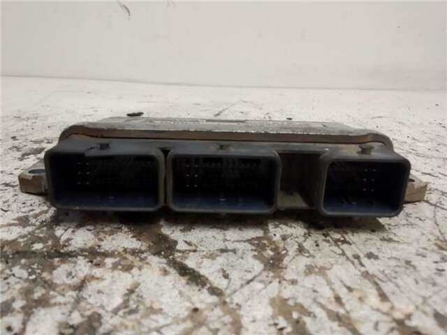 Foto 2ª: Centralita Motor ECU Renault Megane 1.6 CONFORT EXPRESSION [1.6 LTR. - 83 KW 16V] II BERLINA 5P (10.2002-_)