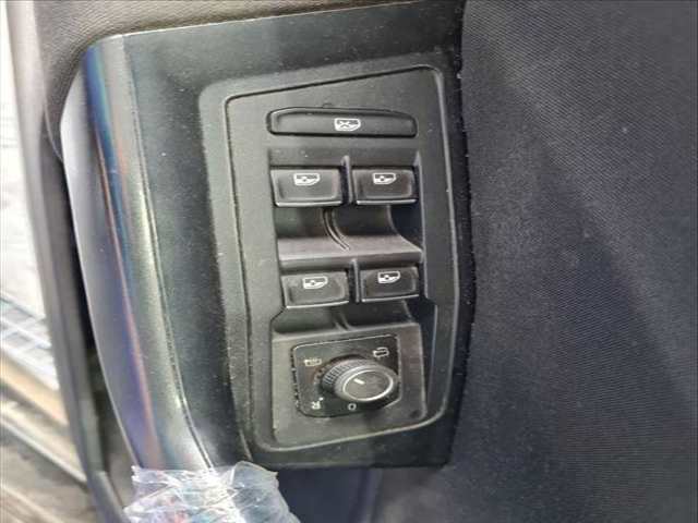 Botonera Elevalunas Volkswagen T-Roc STYLE 149CV 110KW