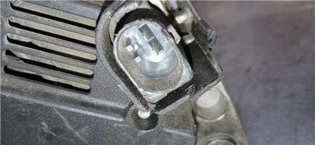 Foto 3ª: Alternador Volkswagen Touran 1.9 TDI [BKC]
