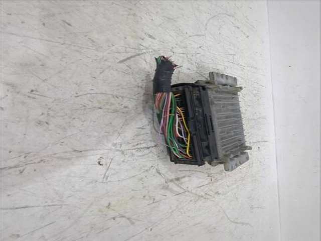 Foto 2ª: Centralita Motor ECU Renault Megane 1.6 16V LA00 LA04 LA0B LA11 LA16 LA19 LA1J LA1K ... 107CV [K4M 700 K4M 701 K4M 706 K4M 708 K4M 709] (1996)