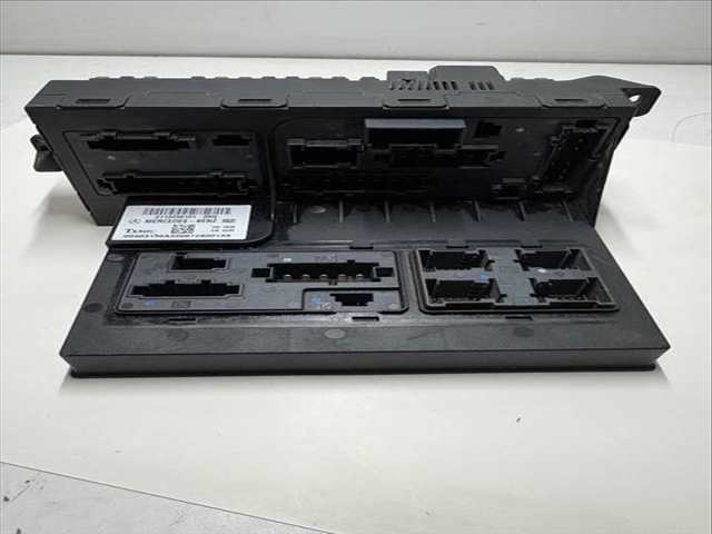 Foto 3ª: Caja Reles Fusibles Mercedes Clase E 180 OM647961 BERLINA (2002)