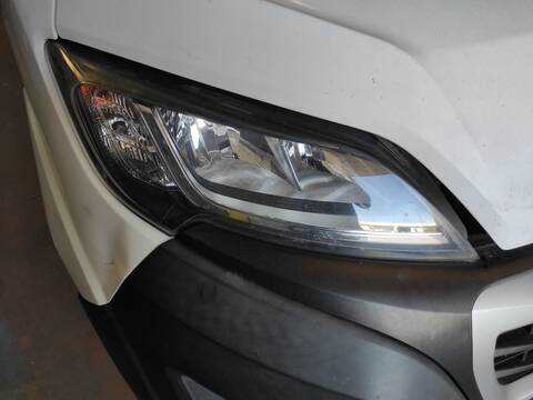 Faro Derecho Peugeot Boxer AH03 FURGON