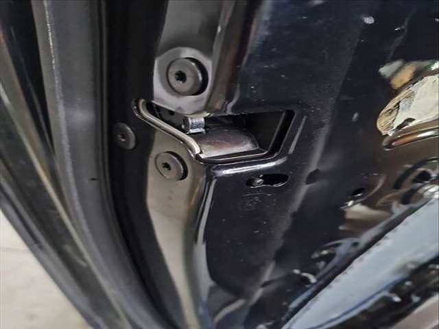 Cerradura Puerta Trasera Izquierda Mg 3 ZP2A - AB1PA 116CV 85KW
