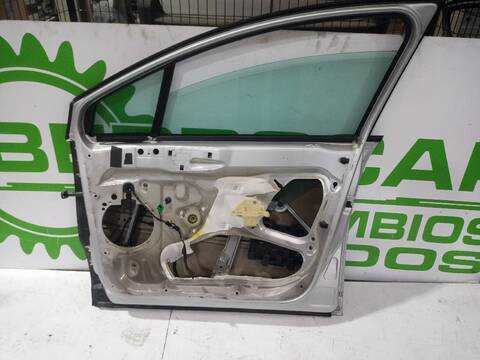 Foto 2ª: Puerta Delantera Derecha Citroen C4 1.6 16V HDI 90CV [9HXDV6ATED4] (2004)