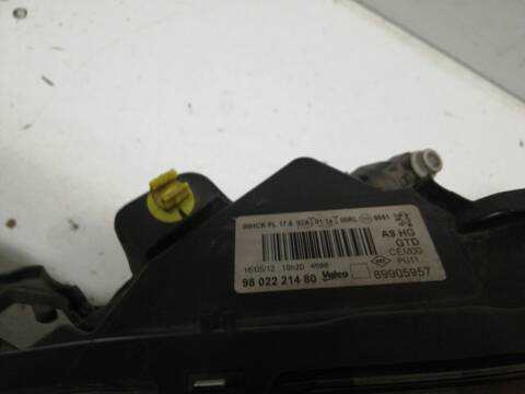 Foto 2ª: Faro Izquierdo Peugeot 208 8F01 (2012)