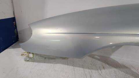 Foto 3ª: Aleta Delantera Izquierda Renault Megane 1.6 16V LA00 LA04 LA0B LA11 LA16 LA19 LA1J LA1K ... 107CV [K4M 700 K4M 701 K4M 706 K4M 708 K4M 709] (1996)