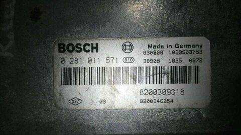 Foto 3ª: Centralita Motor ECU Renault Laguna AUTHENTIQUE 150CV 110KW (2003)