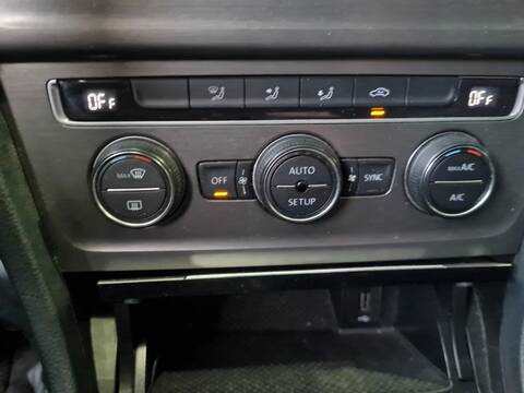 Mando Calefacción A. A. Volkswagen Golf ADVANCE BLUEMOTION 105CV 77KW