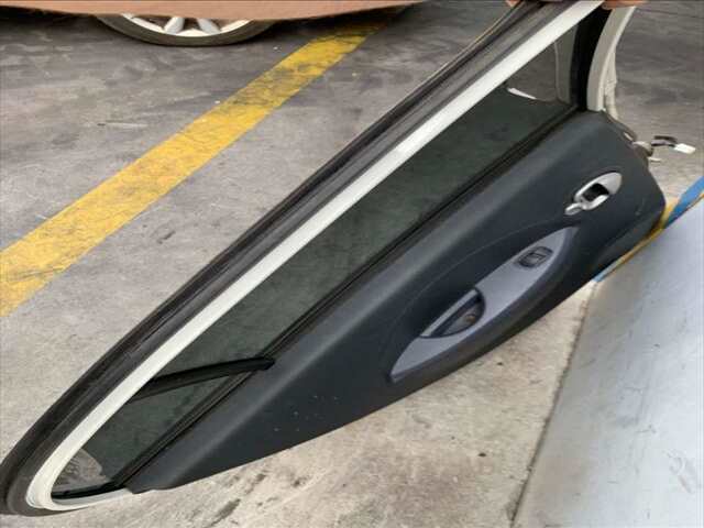 Foto 2ª: Puerta Trasera Izquierda Peugeot iON ION MOTOR DE 47KW ZKY 0CV [Y4F1] (2011)